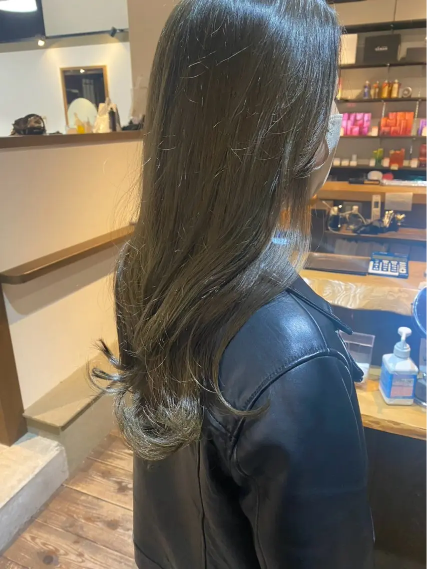 ロング カラー イルミナカラー ヘアカラー 透明感カラー🩵/ 烏丸御池/小島雄太のヘアスタイル