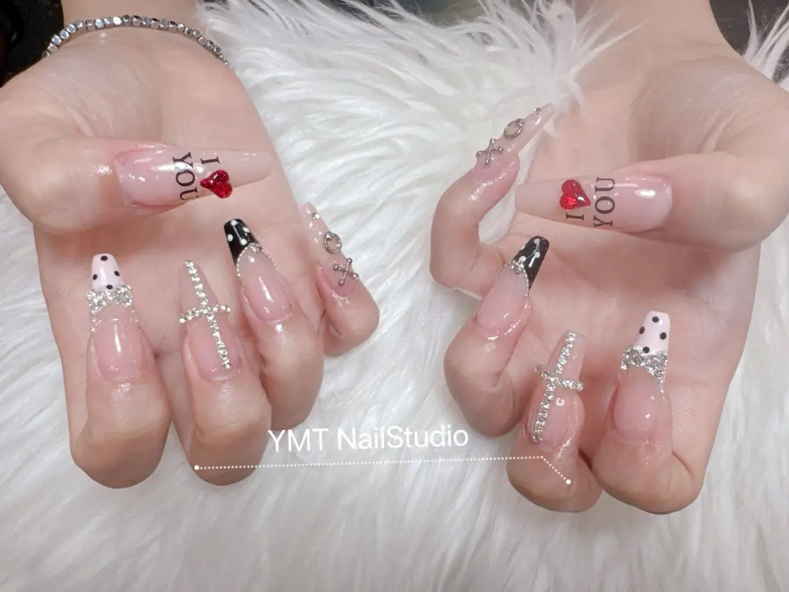 ネイル ハンドネイル YMT NailStudioのネイルデザイン