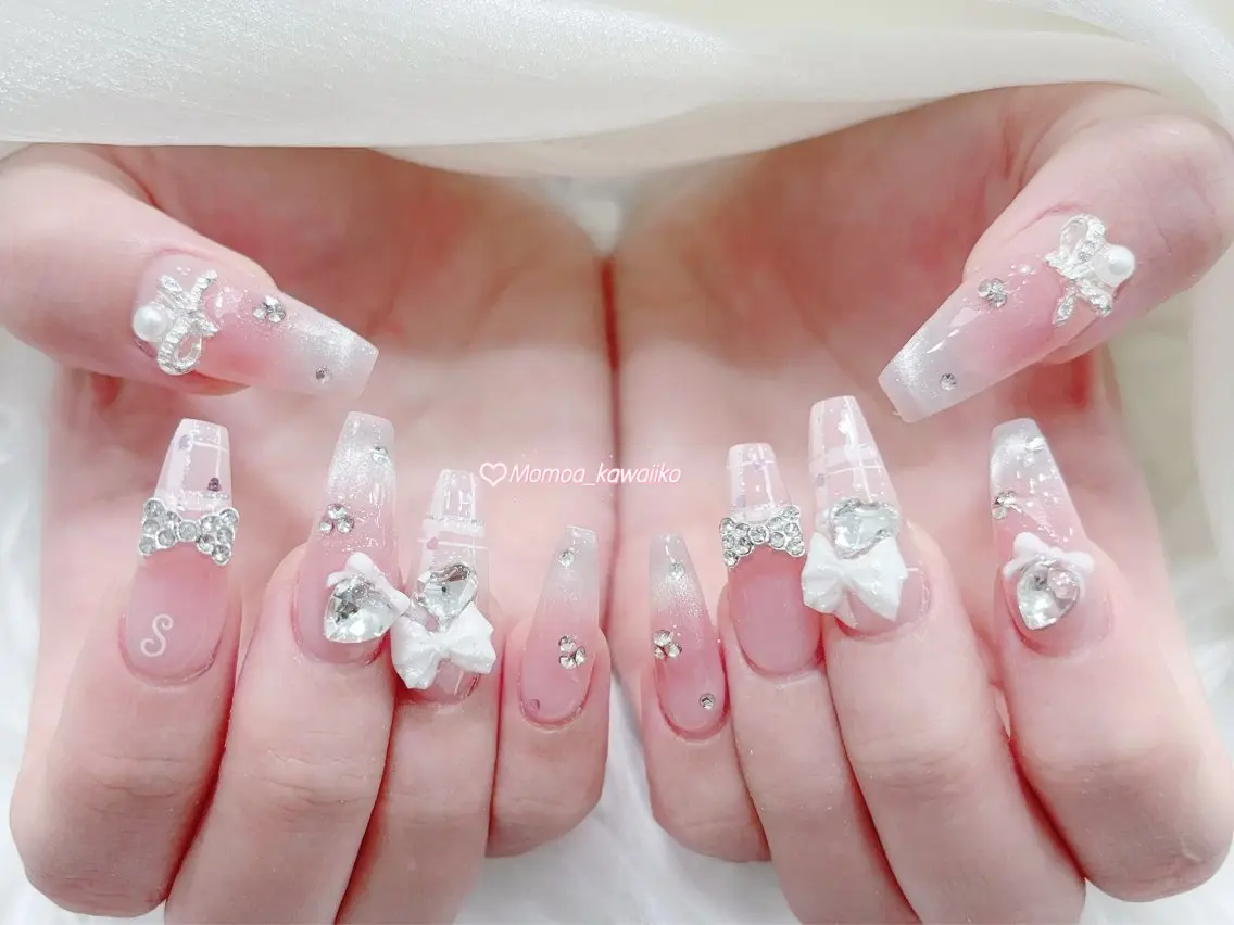 ネイル 成人式 マグネットネイル 大理石ネイル(マーブル) リボン 夏ネイル ハンドネイル MoMoA Nail ネイル長さ出し専門店のネイルデザイン