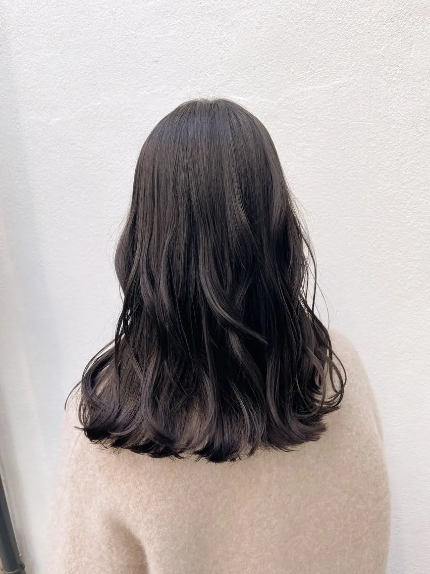 ミディアム カラー ヘアアレンジ 髪質改善🫧美髪矯正 🤍Yuiのヘアスタイル