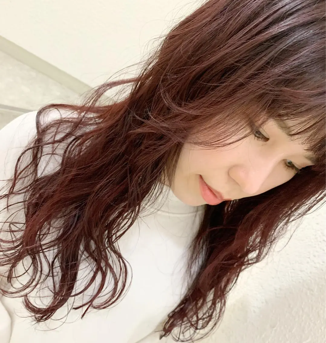 ロング 村阪 由美子のヘアスタイル