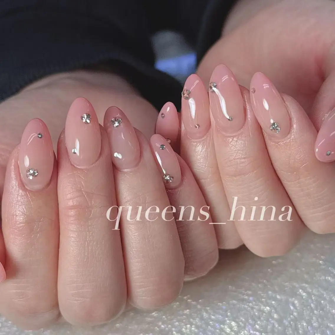 ネイル ハンドネイル Queens ひなのネイルデザイン