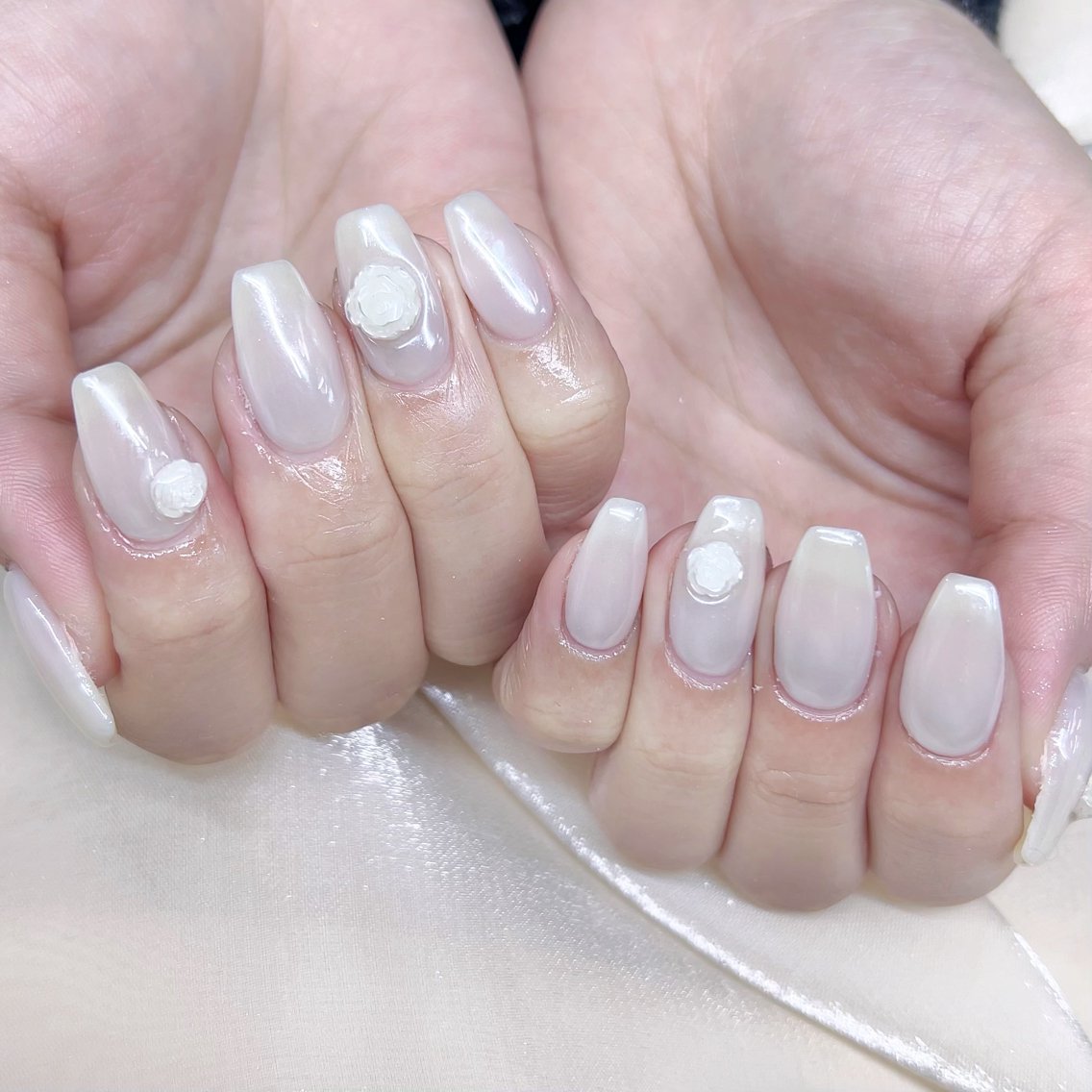 メンズ ネイル メンズ韓国風 アートネイル オーロラネイル ガーリー キラキラネイル ハンドネイル Nail salon 木にいるのネイルデザイン