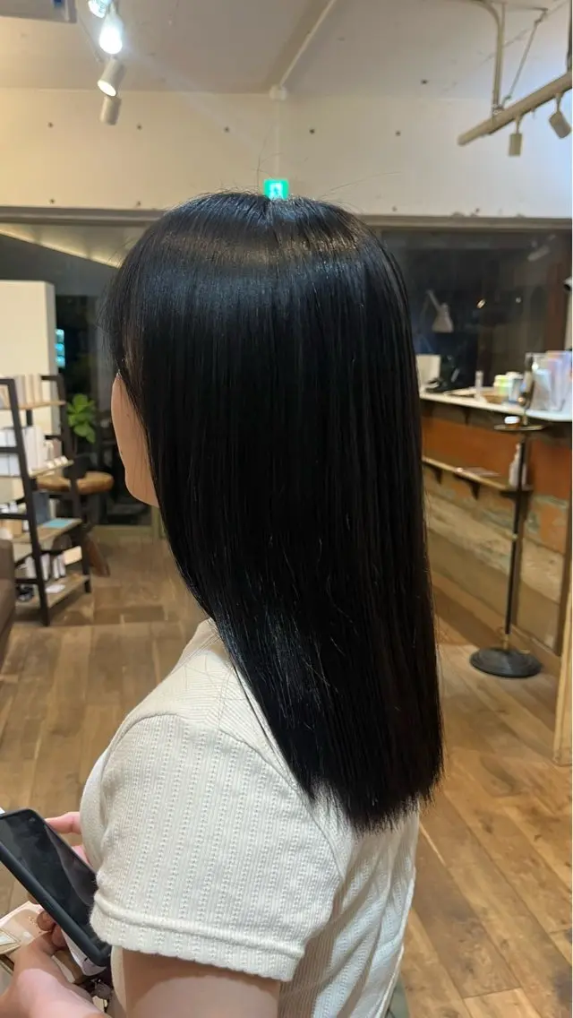 ロング 角田 癒音のヘアスタイル