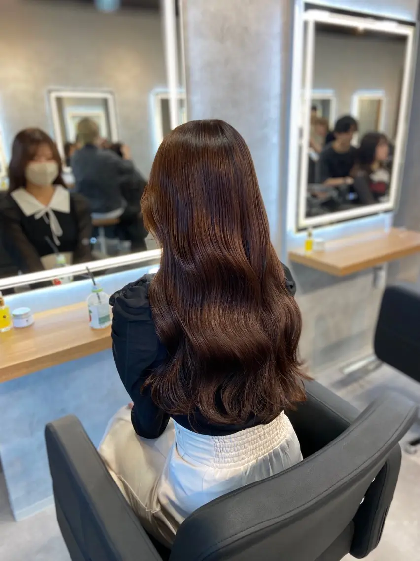 ロング カラー ヘアアレンジ カット ヘアカラー トリートメント ヘアセット レイヤー×透明感カラ ーHAYATOのヘアスタイル