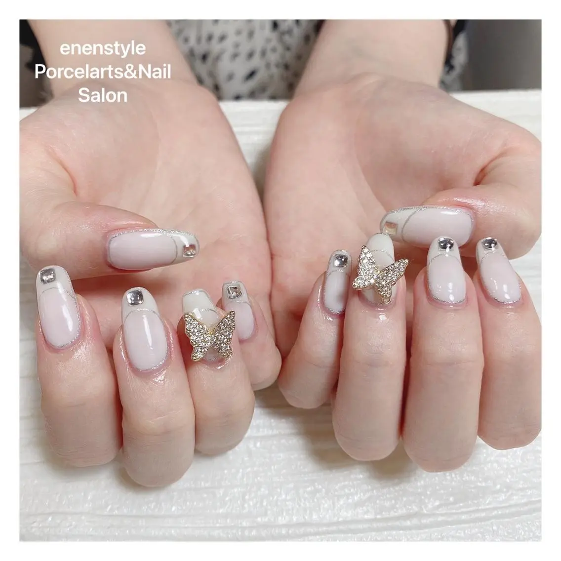 ミディアム ネイル ハンドネイル 🐾enen style 🐾のネイルデザイン