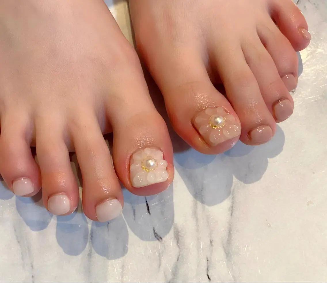 ネイル フットネイル Lino+ ネイル&よもぎ蒸しのネイルデザイン
