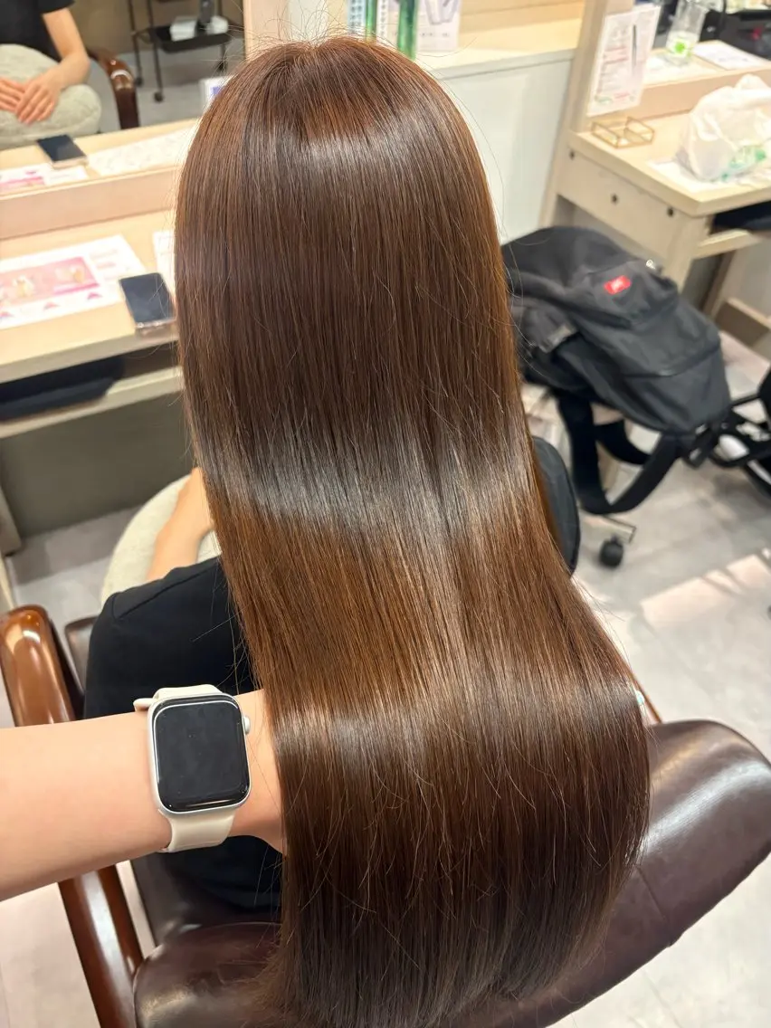 ロング カラー ブラウンカラー チョコレートブラウン カット ヘアカラー トリートメント レイヤー/韓国ヘア/ 透明感カラー/ここねのヘアスタイル