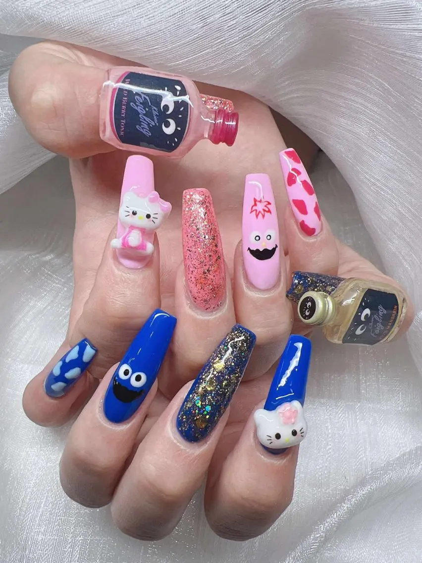 ネイル 長さ出し グラデーション キラキラネイル マグネットネイル ニュアンスネイル Lee Ainのネイルデザイン