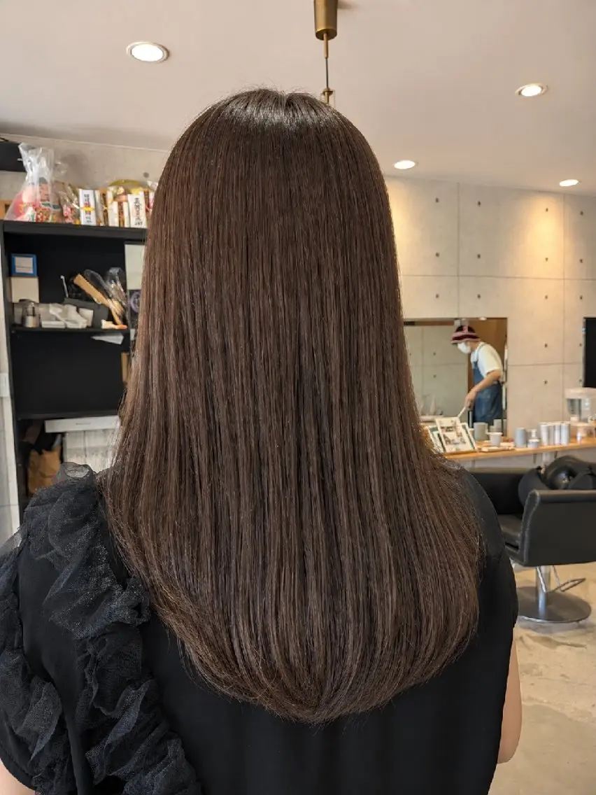 ロング NISHIDA MINAMIのヘアスタイル