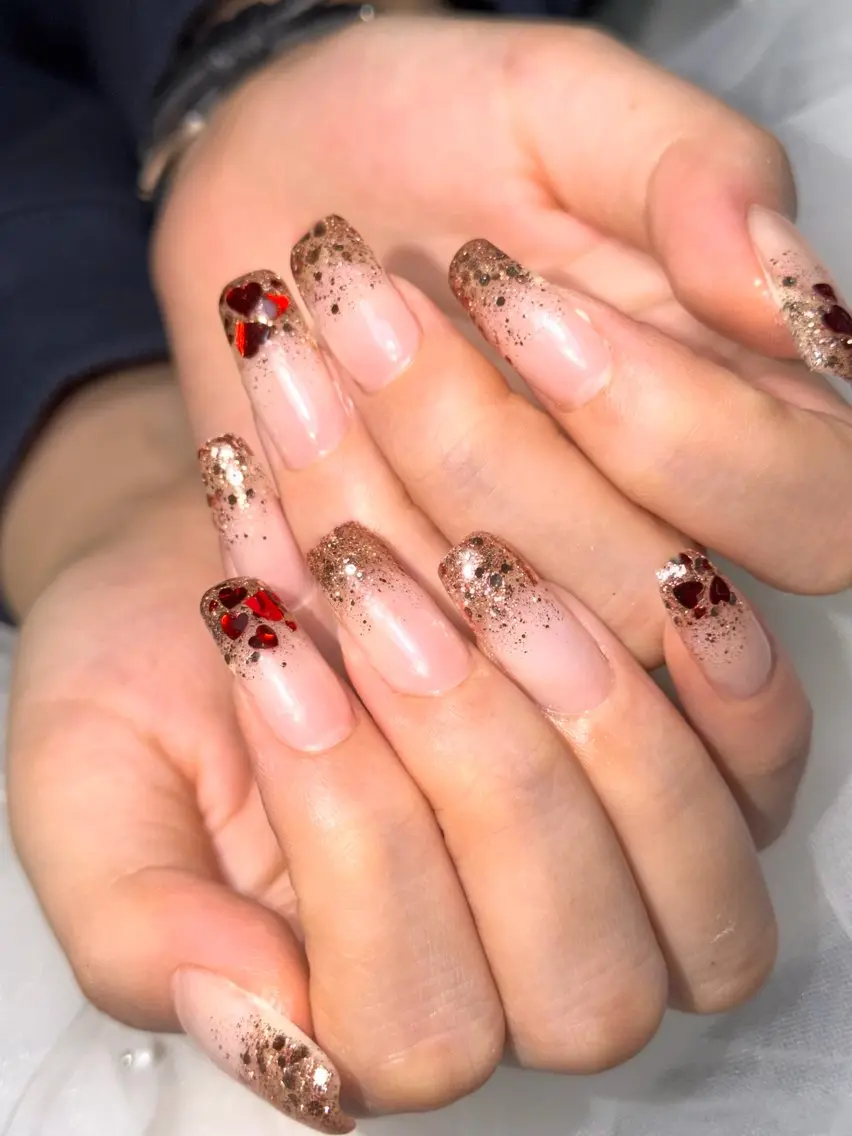 ネイル 池袋Uni nail 上品シンプルデザインのネイルデザイン
