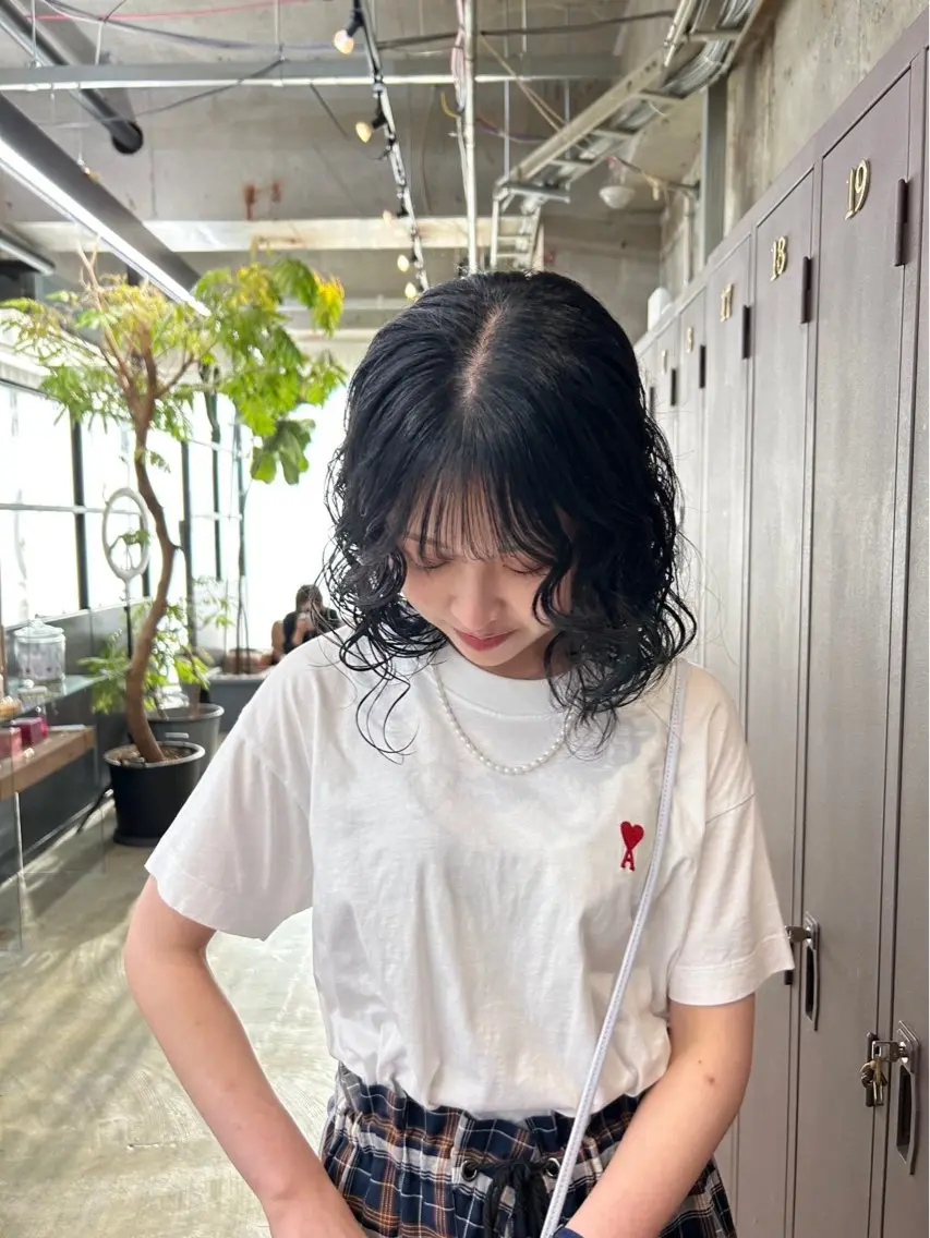 ミディアム パーマ カット ヘアカラー パーマ 暖色カラー/オリーブ /ミニボブ/白柳美空のヘアスタイル