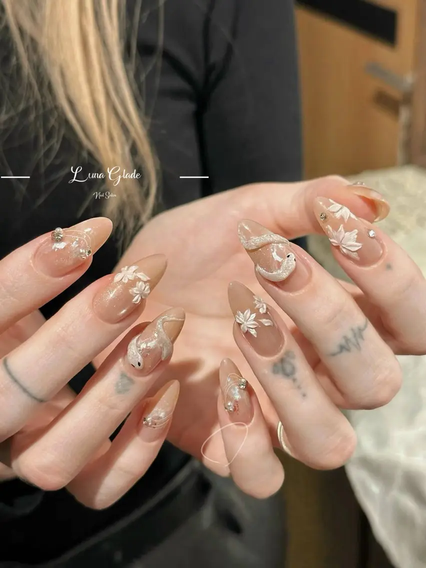 ネイル ハンドネイル Luna Gladeのネイルデザイン