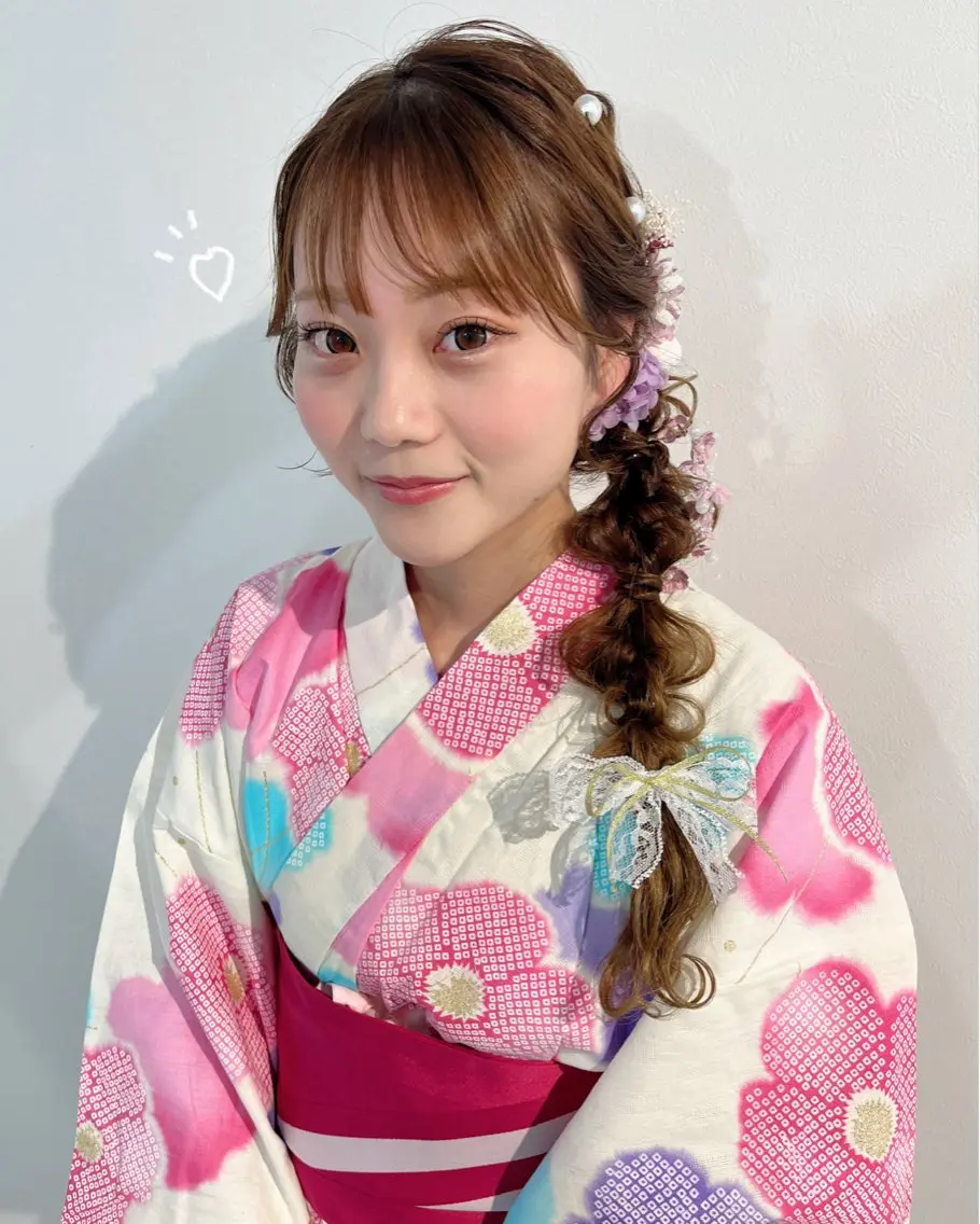 ロング ヘアアレンジ tomida yukiの眉毛・アイブロウイメージ