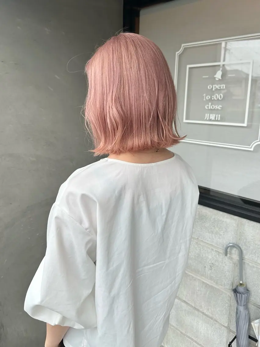 ミディアム カラー ダブルカラー ピンクカラー 森本 笑のヘアスタイル