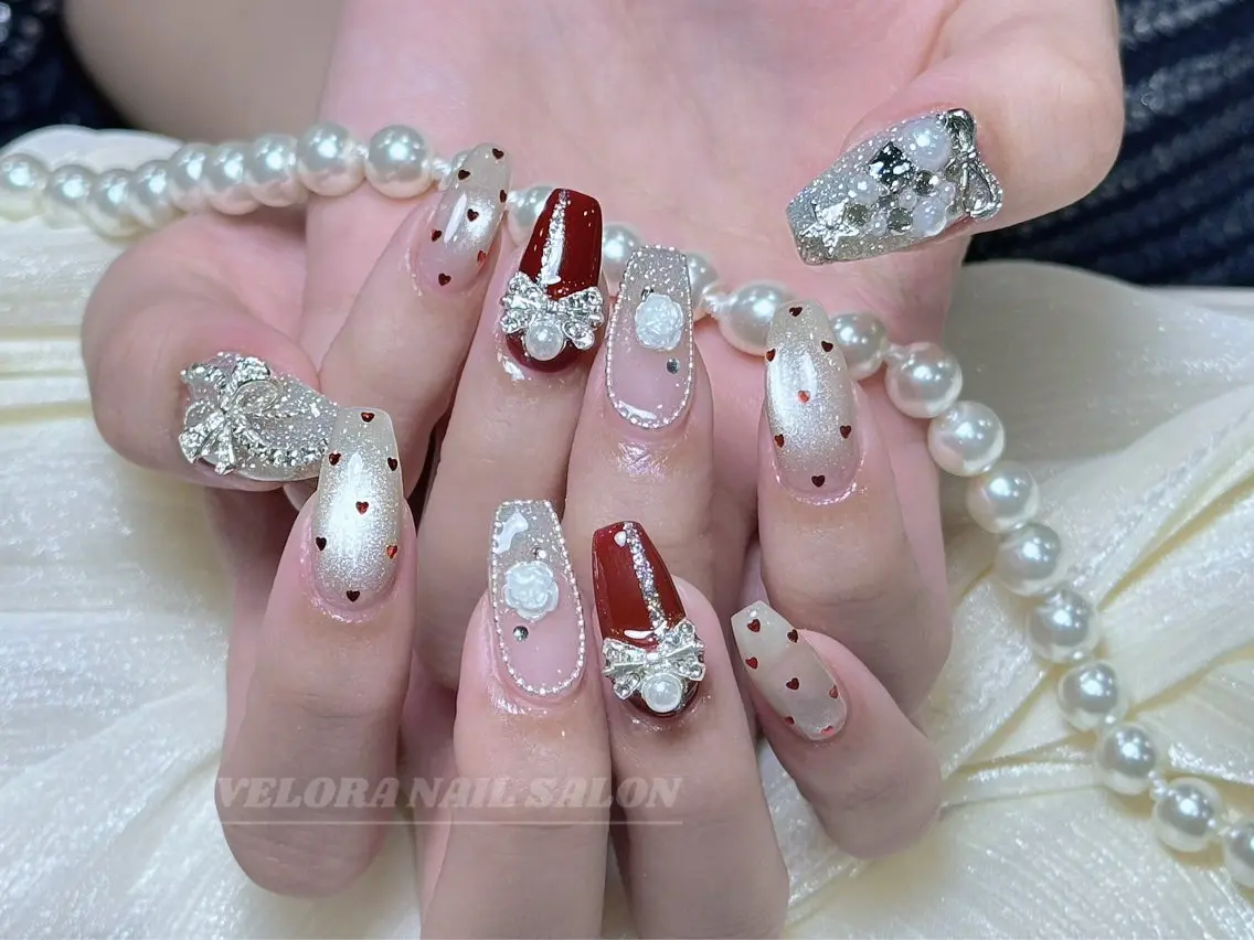 ネイル 長さ出し フレンチネイル ジェルネイル キラキラネイル 韓国ネイル ハンドネイル RINA NAILのネイルデザイン