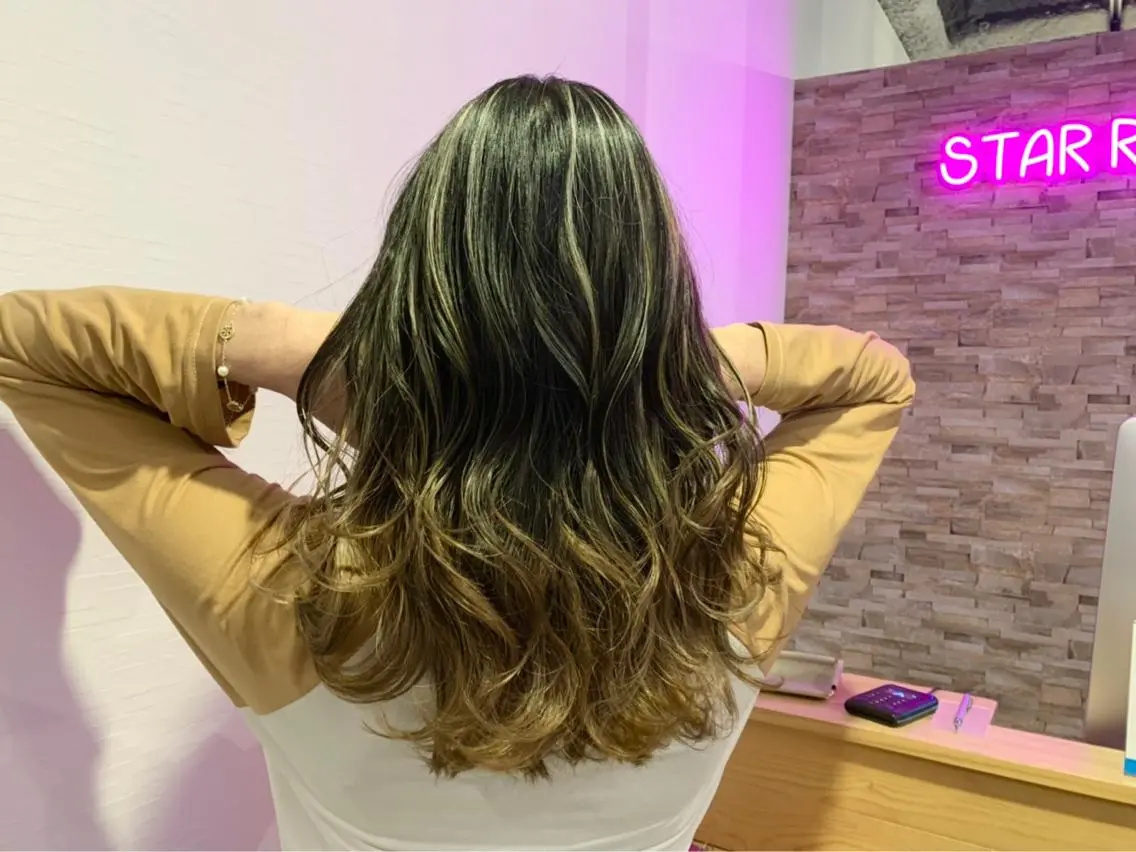 セミロング ヘアカラー&縮毛矯正 STAR☆RIVERのヘアスタイル