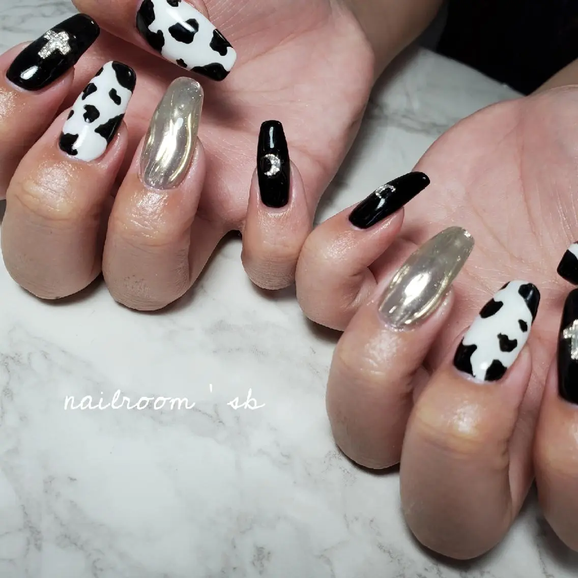 ネイル ハンドネイル nailroom‪ sb‪‪𓈒𓂂𓏸のネイルデザイン