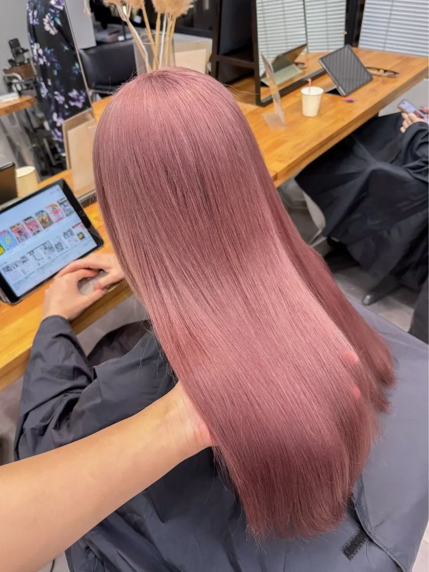 ロング ヘアカラー ヘアセット 🧸🍯ダブルカラー モデルmio🍯🧸のヘアスタイル