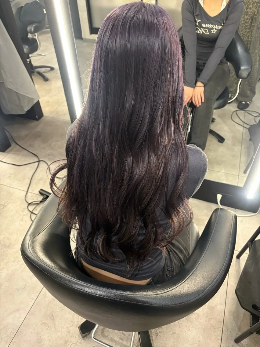 ロング カラー パープルカラー 山田 明のヘアスタイル