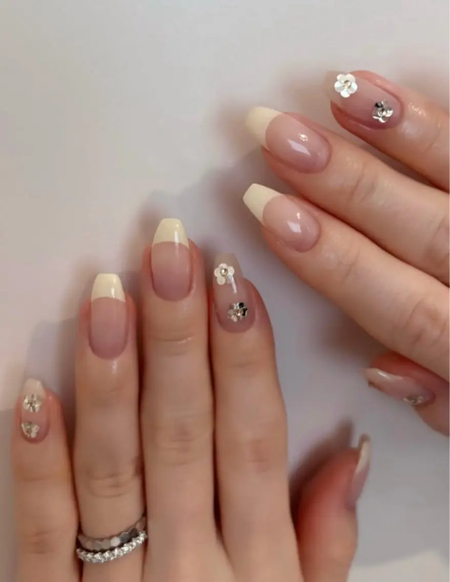 ネイル ハンドネイル 韓国ネイル 新大久保 💅Ayumiのネイルデザイン