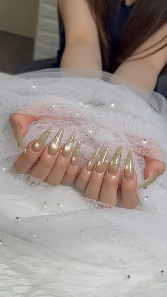 ネイル チークネイル フレンチネイル グラデーション 韓国ネイル マグネットネイル MiA NAILのネイルデザイン