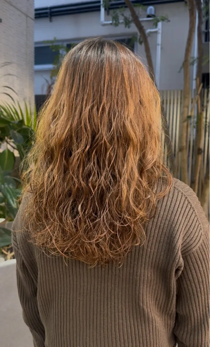 ロング パーマ カット パーマ 山下 莉歩のヘアスタイル