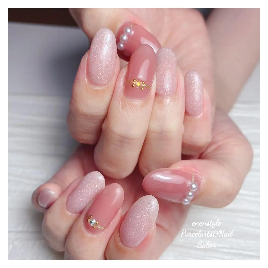 ミディアム ネイル 🐾enen style 🐾のネイルデザイン