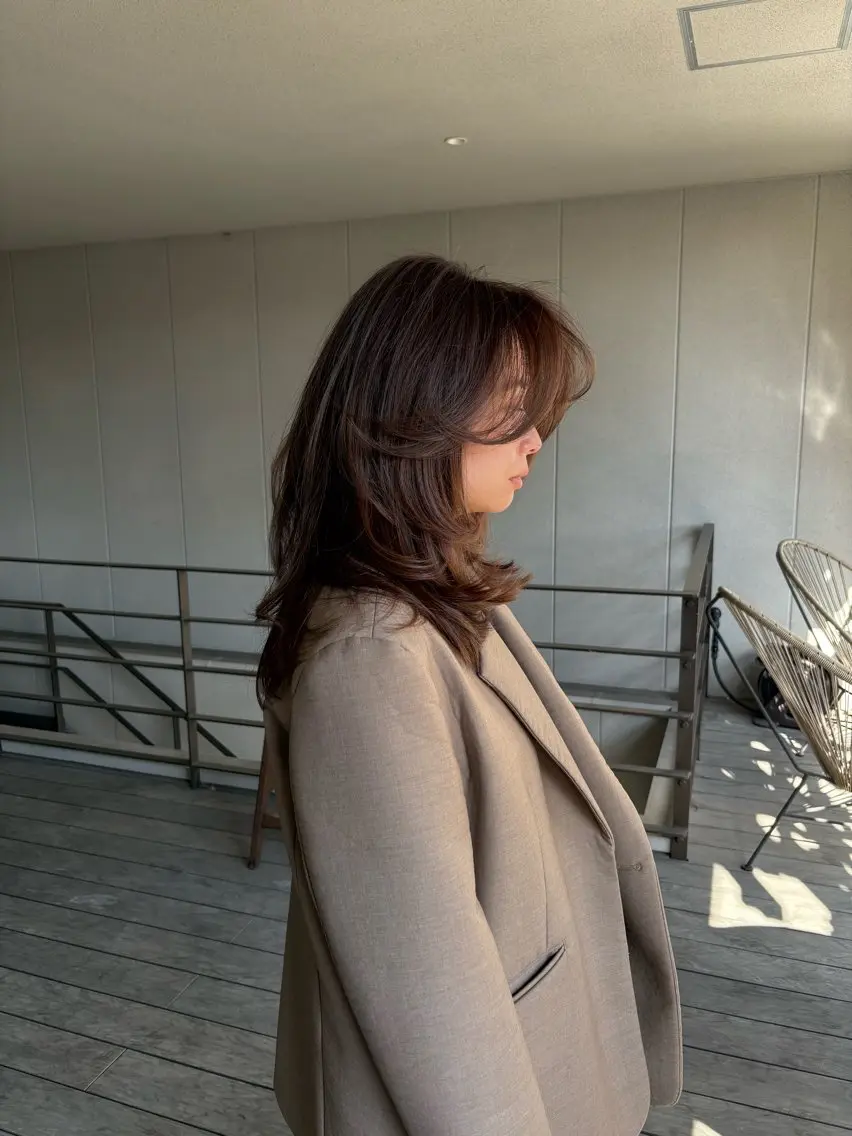 ロング カラー ⭐️海外レイヤー＆ ハイライト⭐️のヘアスタイル