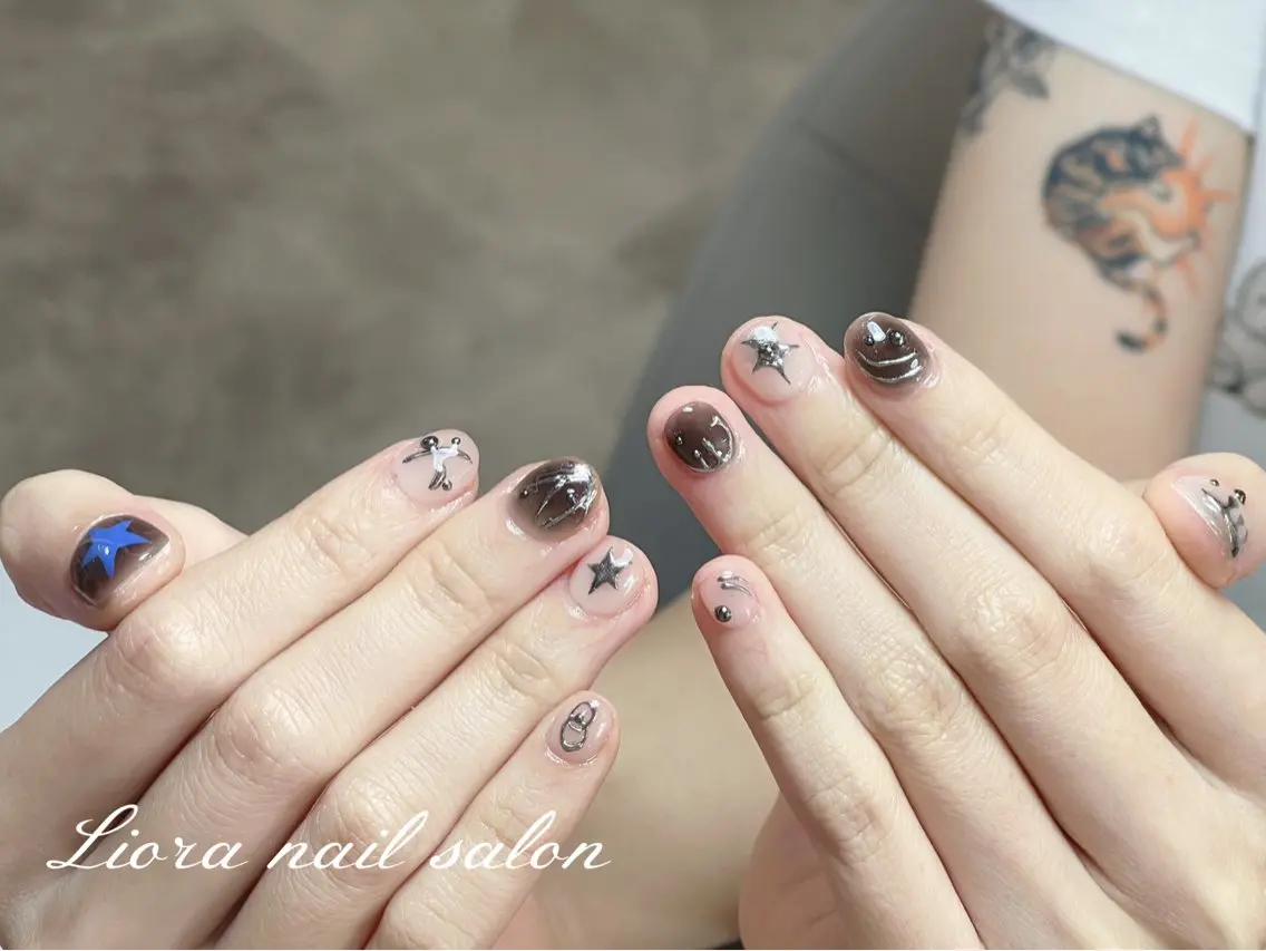 ネイル チークネイル フットネイル フレンチネイル ジェルネイル ガーリー ハンドネイル Liora nailのネイルデザイン