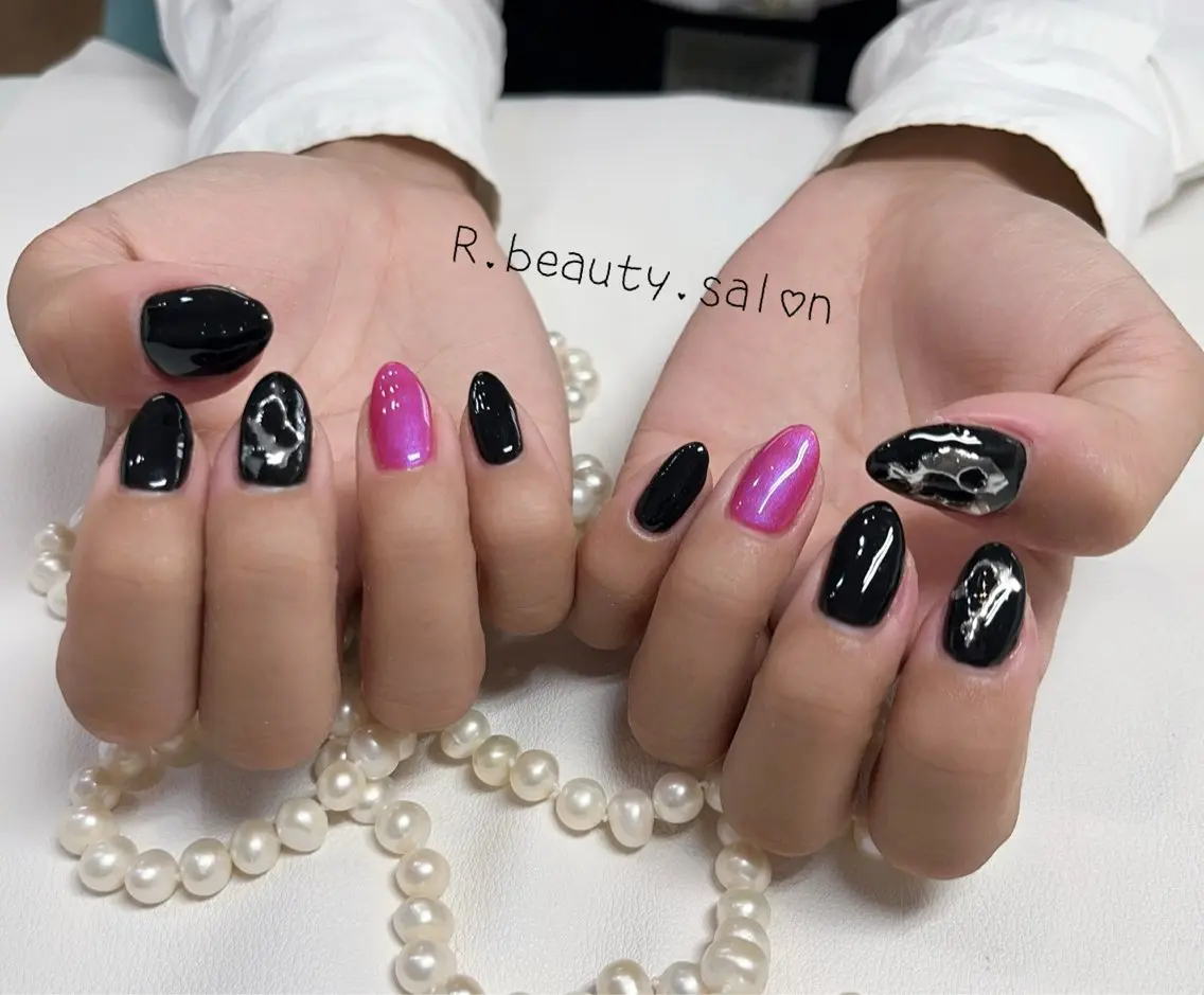 ネイル R.beauty サロンのネイルデザイン