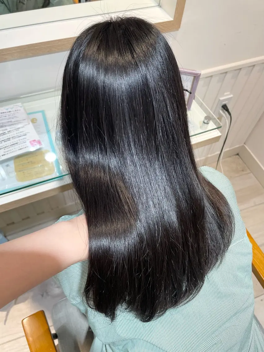 🩶カット+縮毛矯正/ninaトリートメント付き🩶の写真