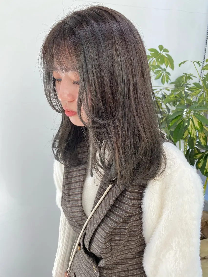セミロング カラー 🌼ハイライト透明感 🌼maiのヘアスタイル