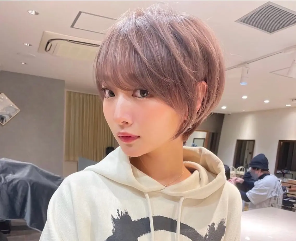 ショート ショートヘア 縮毛矯正 《髪質改善✖️レイヤ ー🩶》ナオヤのヘアスタイル