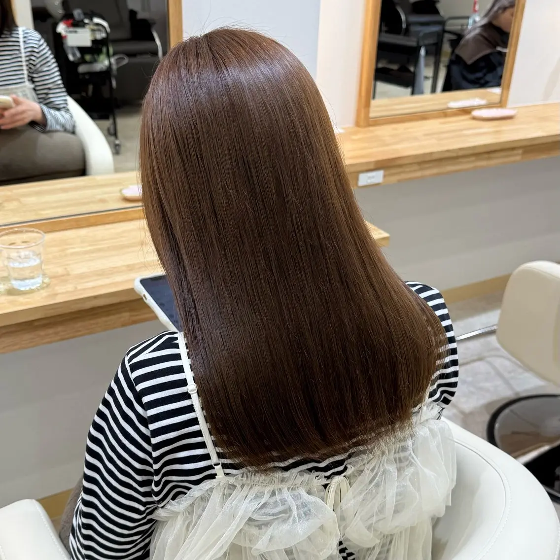 セミロング カラー 柔らかいbeige ¦韓国¦🩰マユ🩰のヘアスタイル