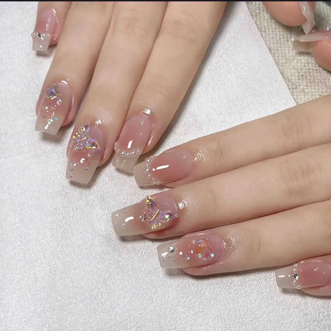 ネイル ハンドネイル ハンドケア 🍑 momo_nailのネイルデザイン