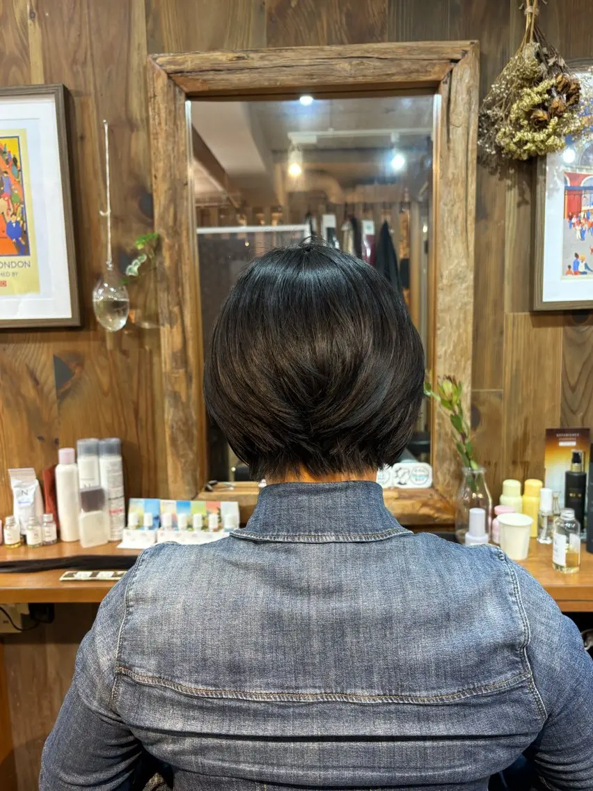 ショート 多幸感 /透明感カラー/リサのヘアスタイル