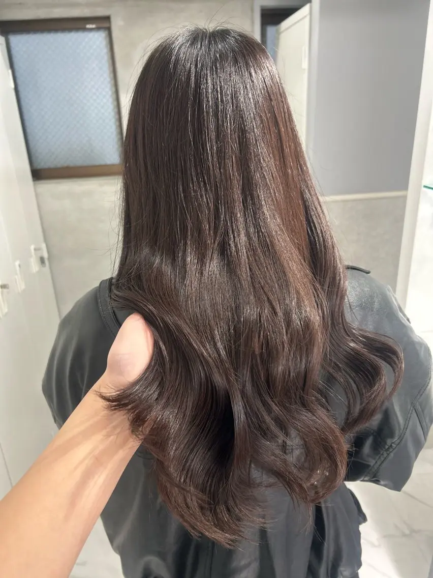 ロング トリートメント ️🧬akari🧬 ハイトーン/レイヤーのヘアスタイル