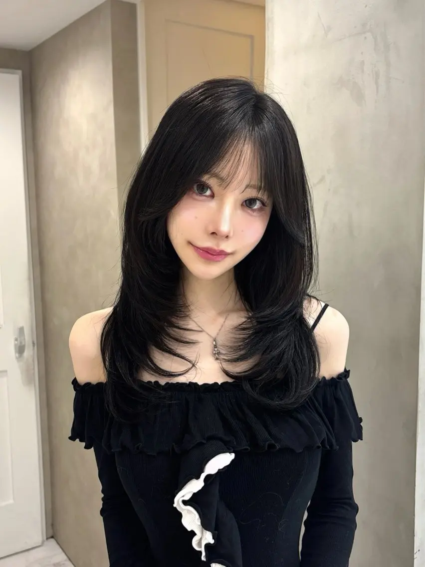 セミロング カラー 黒髪 レイヤーカット カット ヘアカラー トリートメント 髪質改善/レイヤーカ ット/ASAKA🤍のヘアスタイル