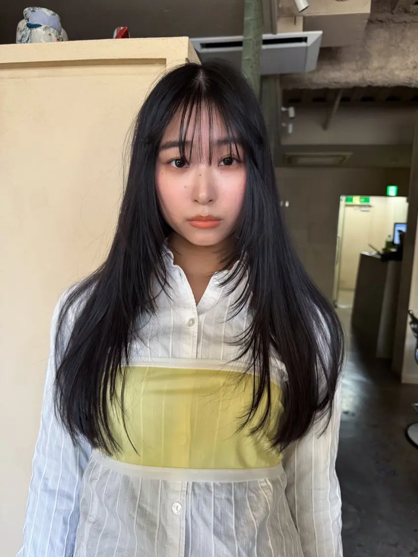 ロング レイヤーカット 木村 桃子のヘアスタイル