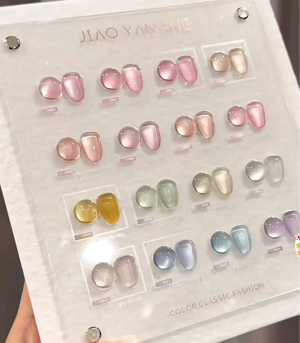 ネイル マグネットネイル ハンドネイル HIN NAILのネイルデザイン