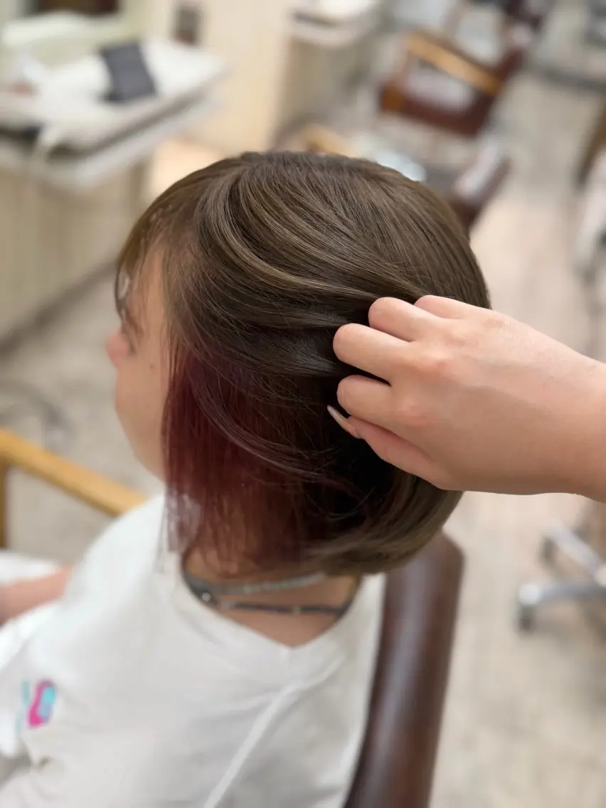 カラー ブリーチ 透明感カラー インナーカラー ピンクカラー ヘアカラー プルエク／ハイトーン kurumi🩶のヘアスタイル