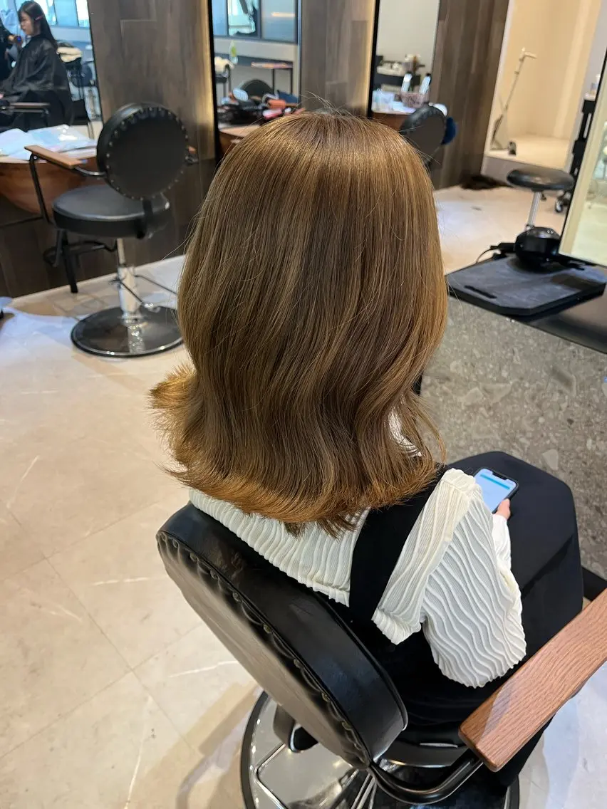 セミロング カラー オリーブカラー オリーブカラー🫒/ ハッシュカット/みゆのヘアスタイル