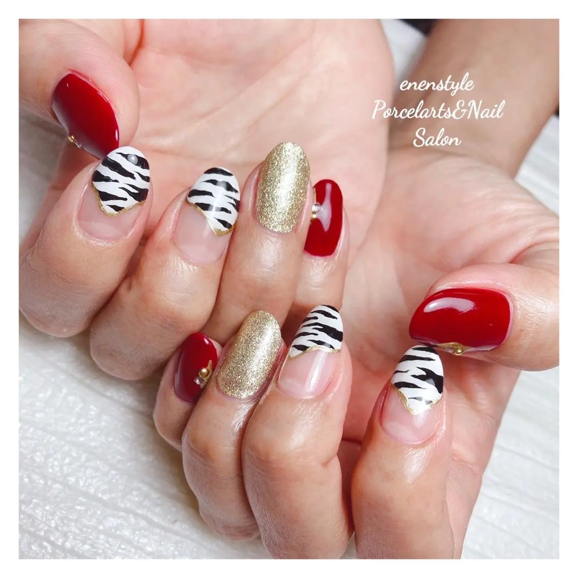 ミディアム ネイル 🐾enen style 🐾のネイルデザイン