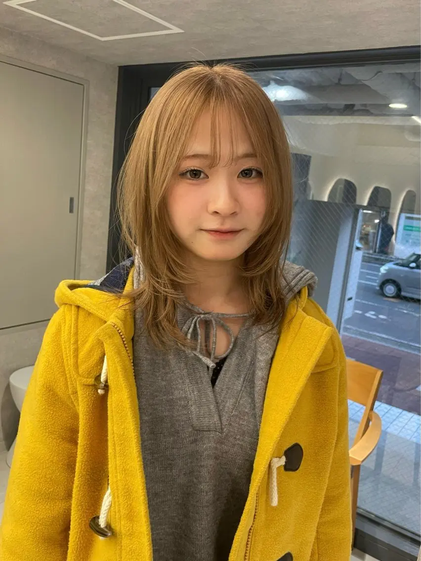 ミディアム カラー ミディアムレイヤー レイヤーカット カット ヘアカラー トリートメント 愛華 【geep】のヘアスタイル