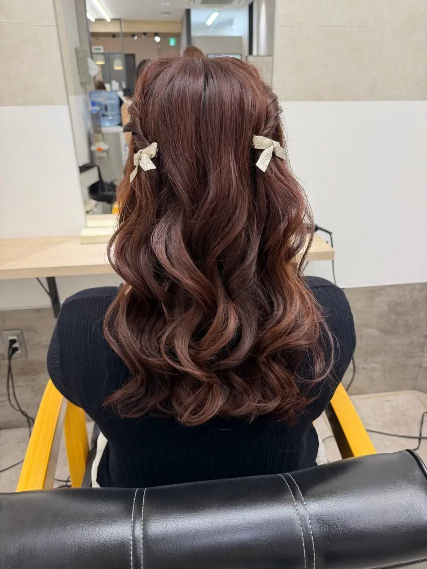 ヘアアレンジ ヘアセット 🎀透明感 カラーHiROEのヘアスタイル