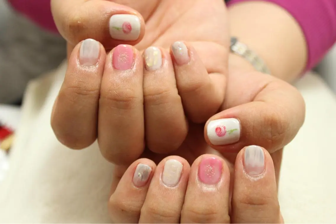 ネイル ニュアンスネイル ピンク ハンドネイル Ｋ minamiのネイルデザイン
