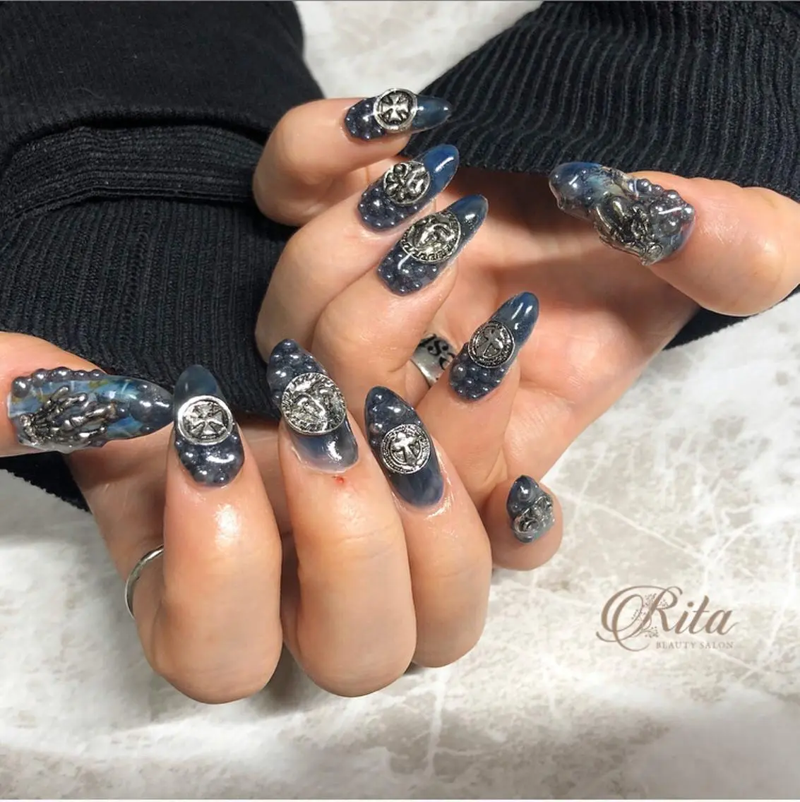 ネイル 持ち込み salon de fika【中崎町】のネイルデザイン