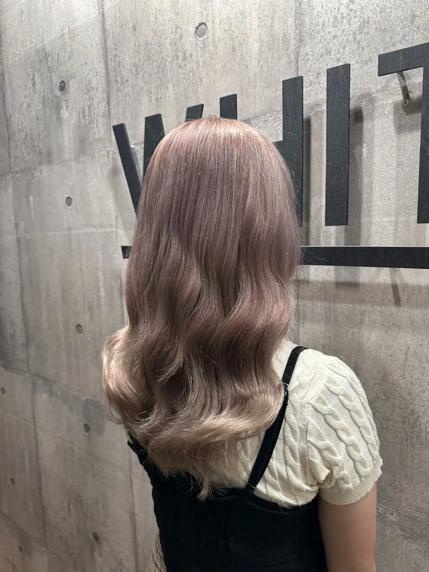 セミロング ヘアカラー 髪質改善/ウスイ アイキ/_WHITEのヘアスタイル