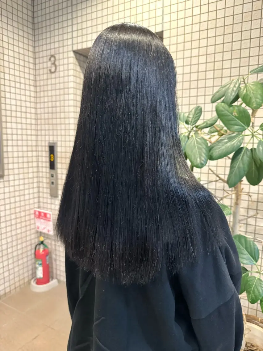 セミロング ヘアカラー 透明感カラー🪡🤍 nanao🤍🪡のヘアスタイル